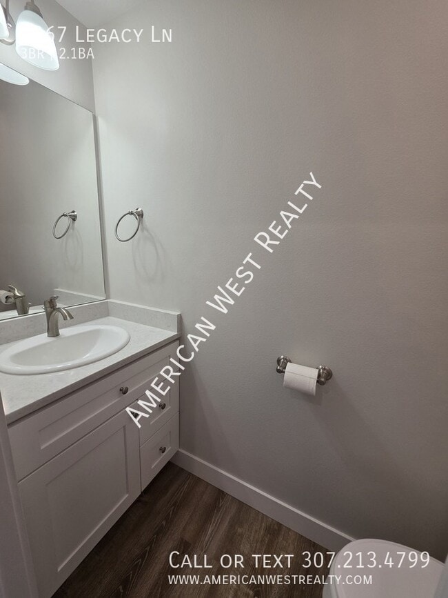 Building Photo - 2867 Legacy Ln