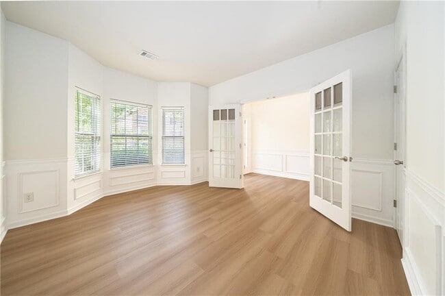 Building Photo - 715 Moonlight Way