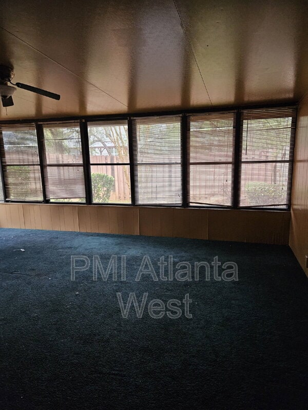 Building Photo - 1580 Burnstone Dr