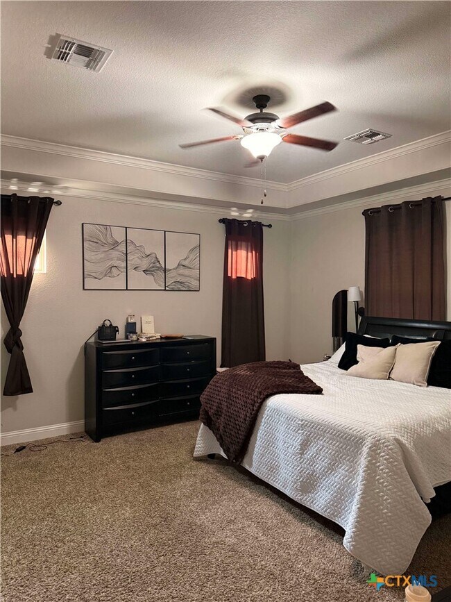 Building Photo - 6213 Morganite Ln