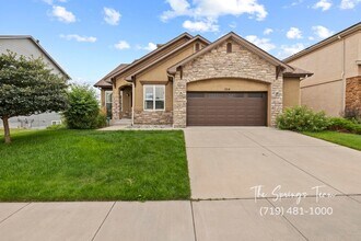 Building Photo - BEAUTIFUL 4 BEDROOM IN NORTHGATE'S GREYHAW...