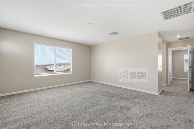 Building Photo - 17851 W Daley Ln