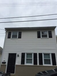 Building Photo - Single Family House located on Liberty Str...