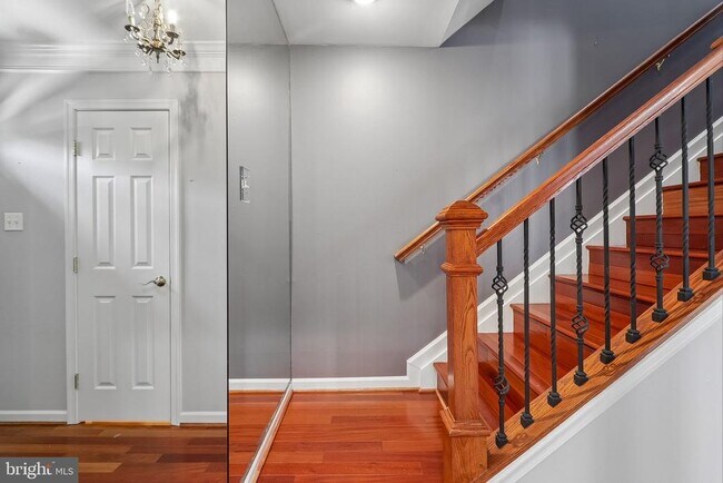 Building Photo - 519 Brummel Ct NW
