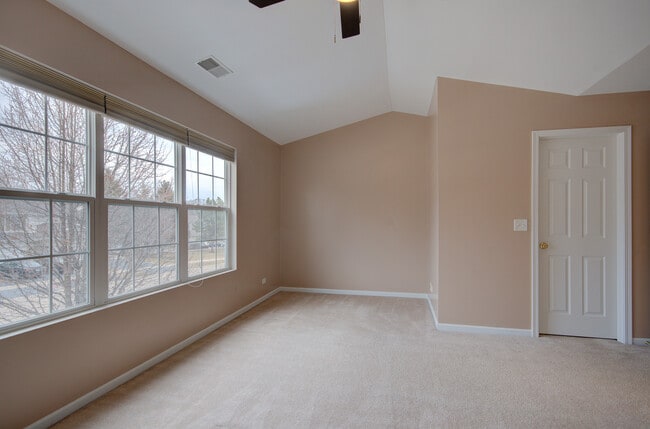 Building Photo - 2421 Stoughton Cir