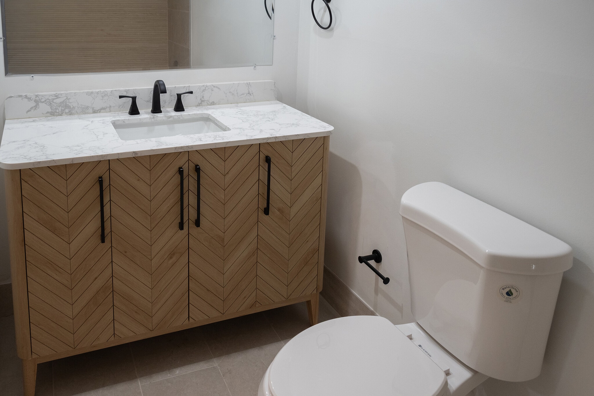 Building Photo - 3000 S Course Dr