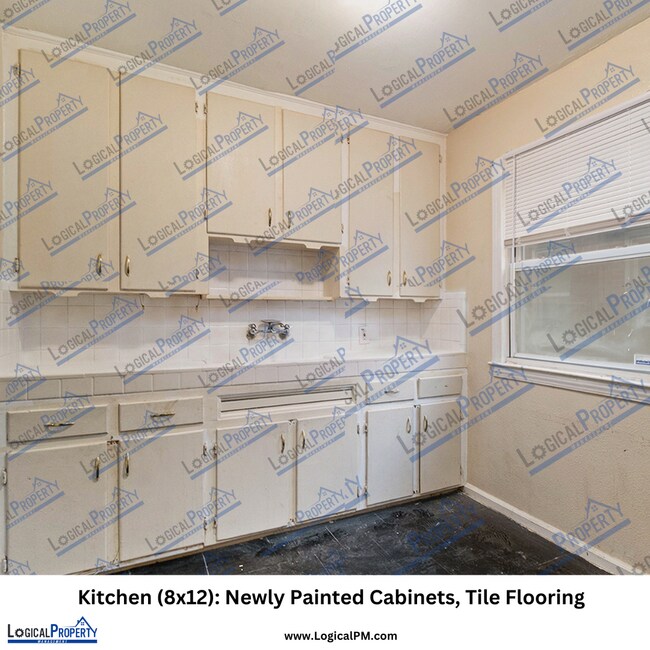 Building Photo - 3/2 Ranch w/Bsmnt, Ceiling Fan, Cvrd Prch,...