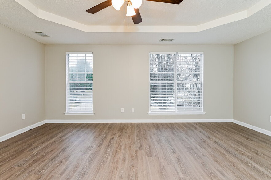 Building Photo - 5391 Katherine Village Dr