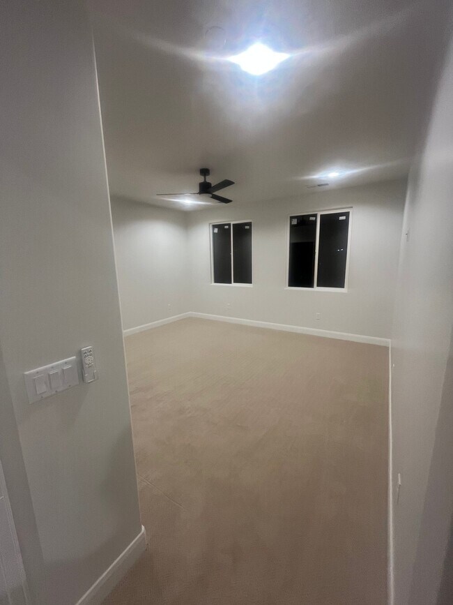 Building Photo - 2823 W 310 N