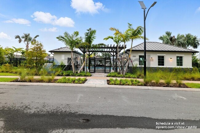 Building Photo - 10382 Blue Plume Ct