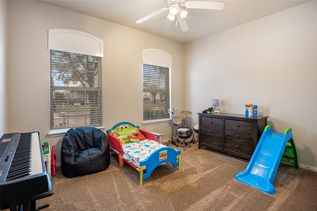 Building Photo - 1631 Crescent Shores Ln