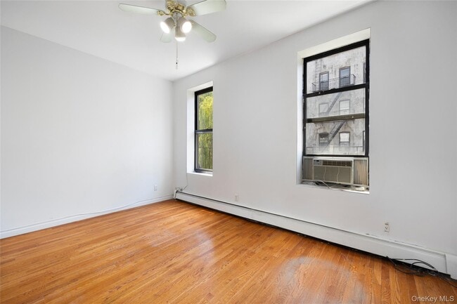 Building Photo - 118 W 136th St