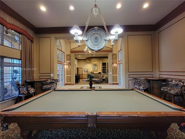 Building Photo - 400 Scotia Dr