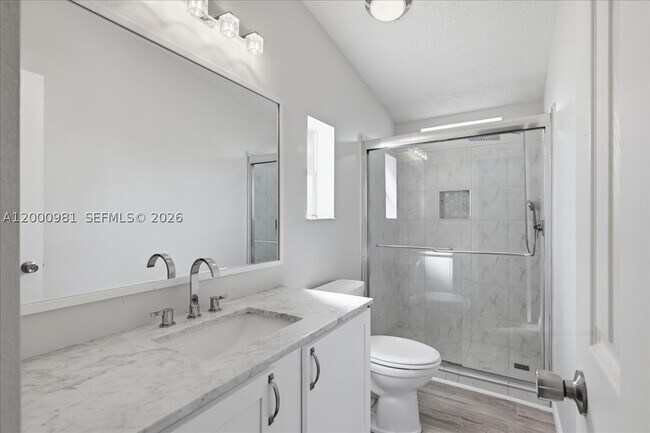 Building Photo - 730 Chippewa Trail