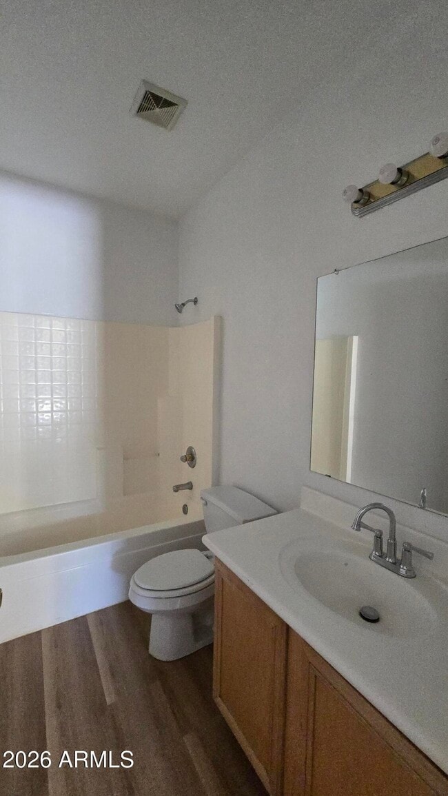 Building Photo - 1693 E Ebony Pl