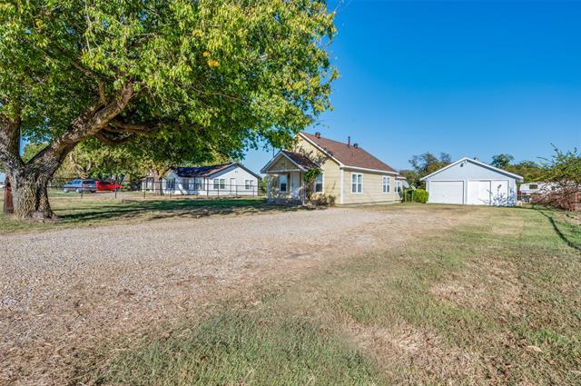 Building Photo - 3275 FM428