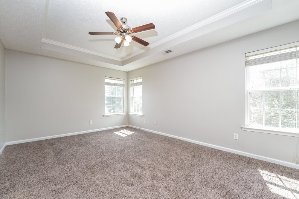 Building Photo - 1805 Neighborhood Walk