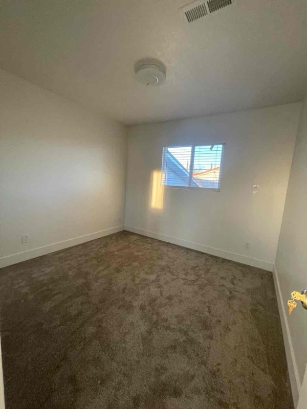 Building Photo - 175 S 400 E