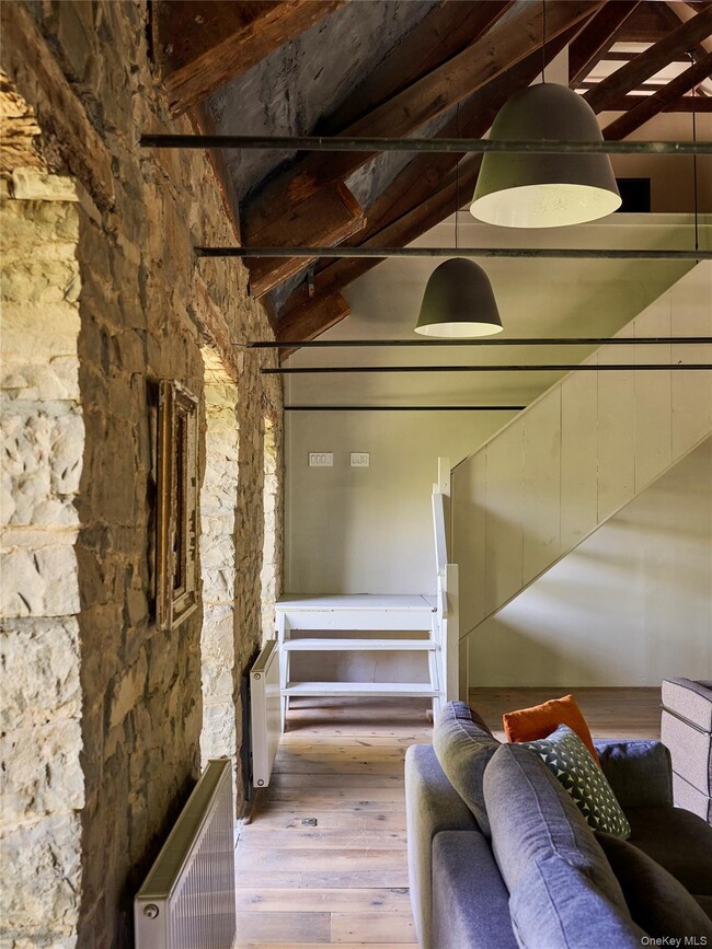 Building Photo - 1883-1213 NY-213