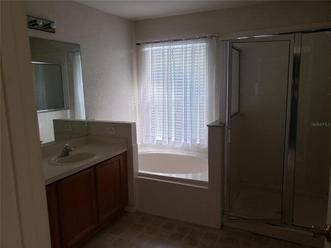 Building Photo - 3051 Ashland Ln N