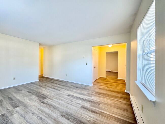 Building Photo - 3 BR Brick Home convenient to INT 85