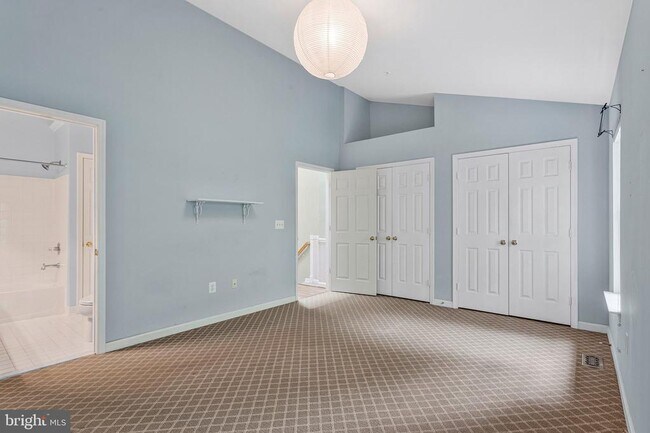 Building Photo - 616 Bellerive Ct