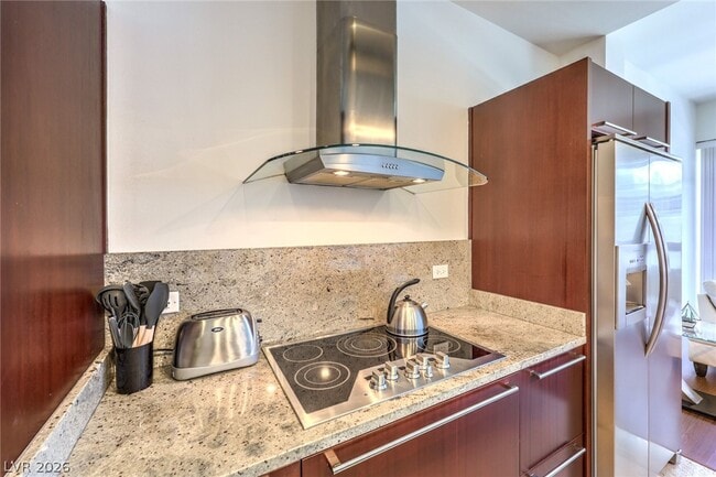 Building Photo - 4471 Dean Martin Dr