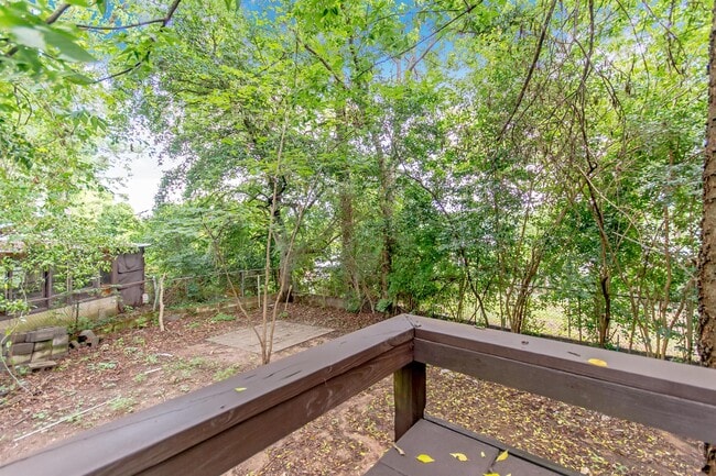 Building Photo - 3105 Pelzer Ave