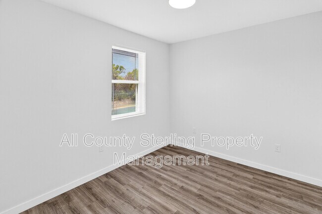 Building Photo - 1611 NW 29 Rd