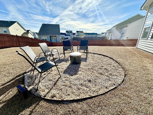 Building Photo - 1059 Ashcroft Cir