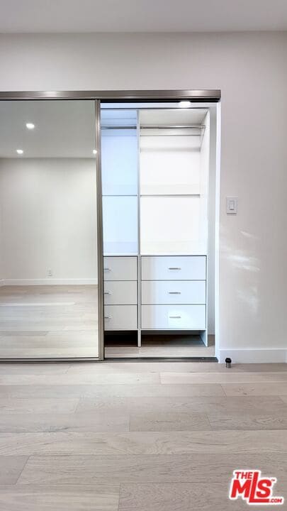 Building Photo - 414 N Palm Dr