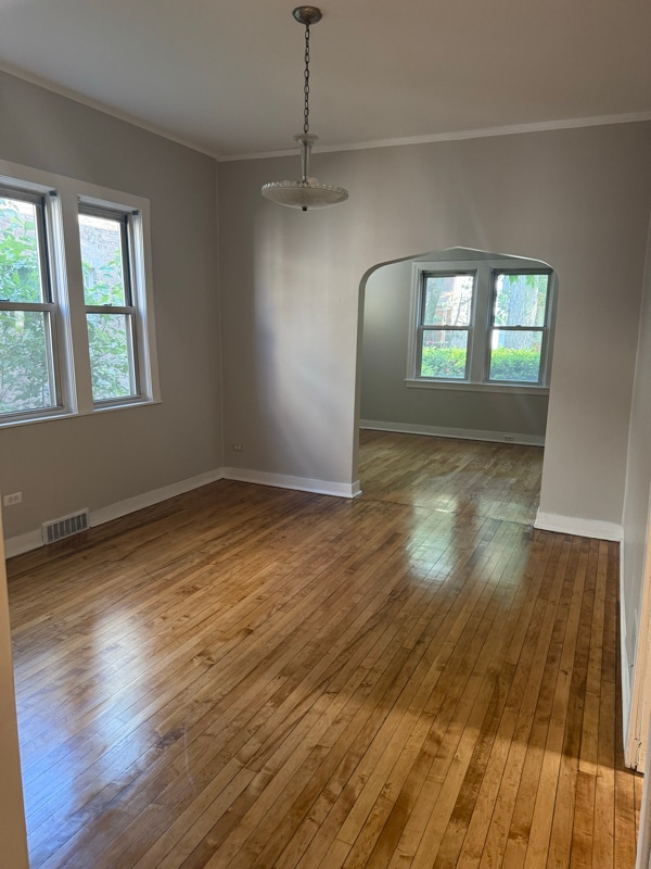 Building Photo - 2138 W McLean Ave