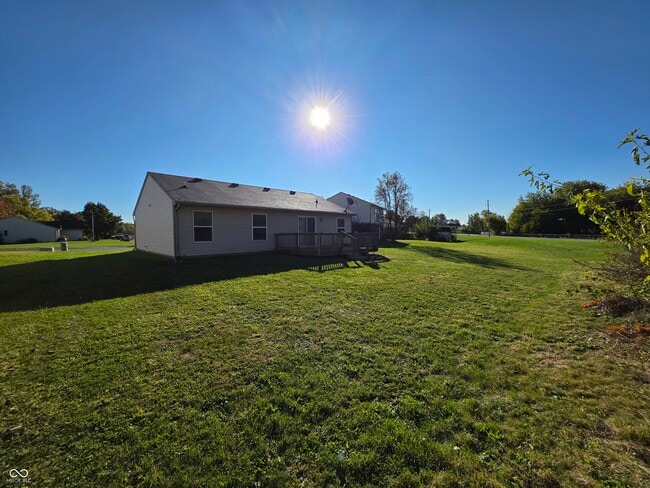 Building Photo - 6165 Pinnacle Blvd