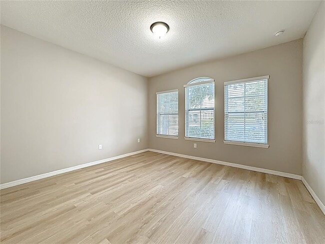 Building Photo - 4775 Terrasonesta Dr