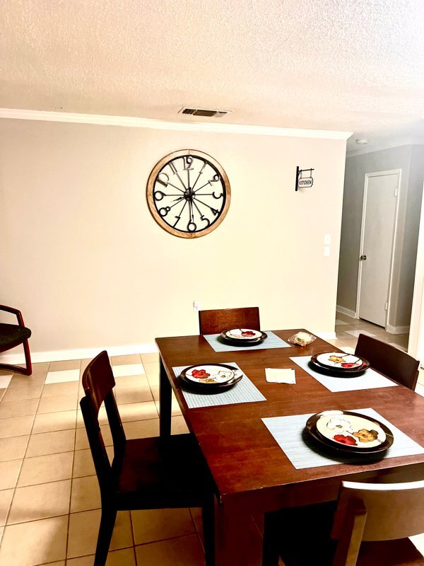 Building Photo - 12755 Thomas Sumter St