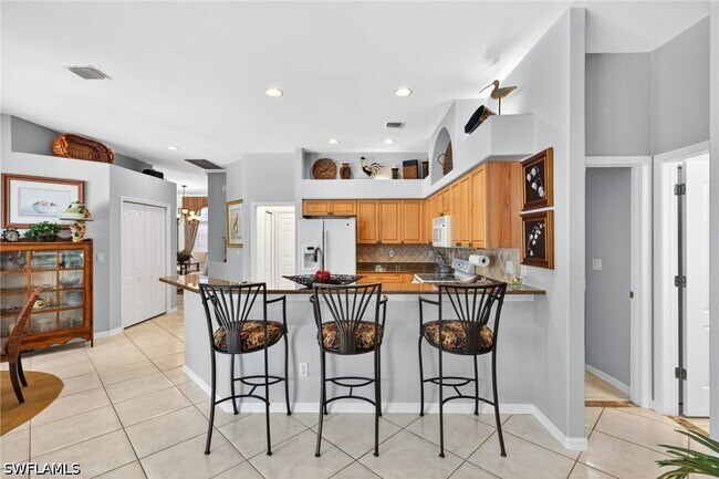Building Photo - 9550 Cedar Creek Dr
