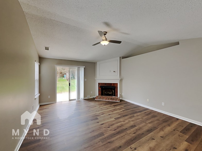 Building Photo - 7535 Henderson Park Rd