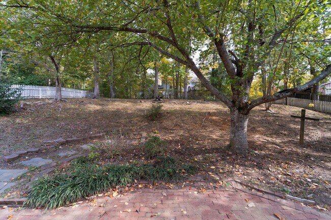 Building Photo - Fabulous Home in Aquia Harbor