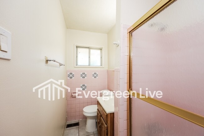 Building Photo - 8715 Desoto Dr