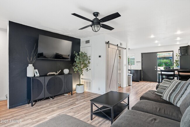 Building Photo - 4630 N 68th St