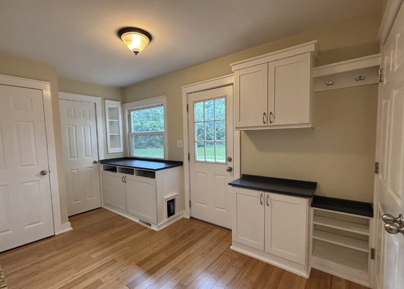 Building Photo - 1738 E 71st St