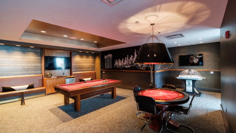 Building Photo - 1000 S Clark St