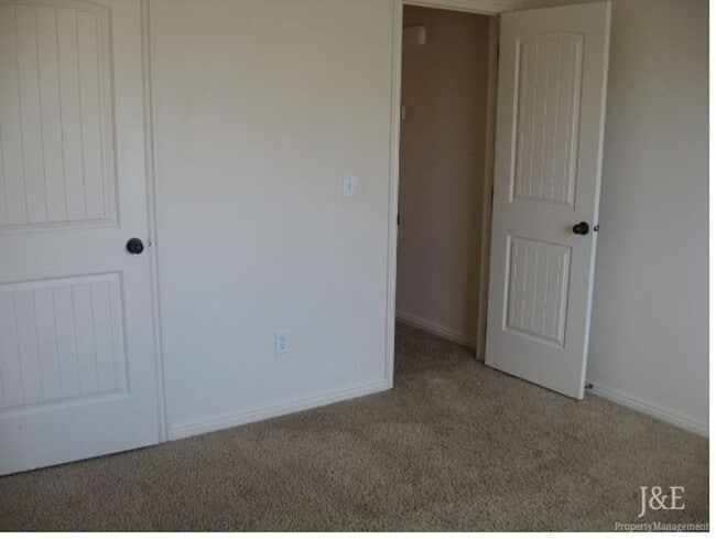 Building Photo - 4165 W 75 N