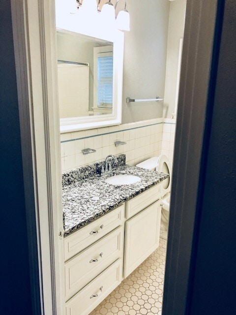 Building Photo - 2556 Boyd Ave