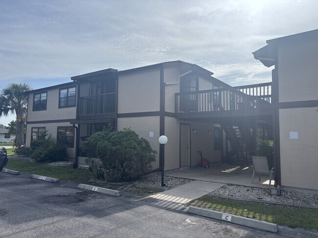Building Photo - 4022 Beaver Ln