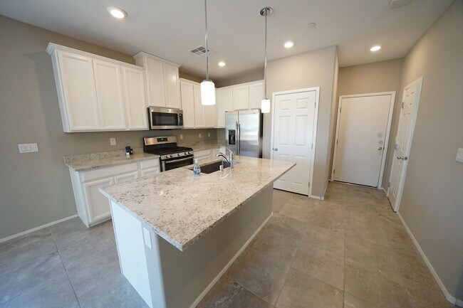 Building Photo - 8507 Insignia Ave