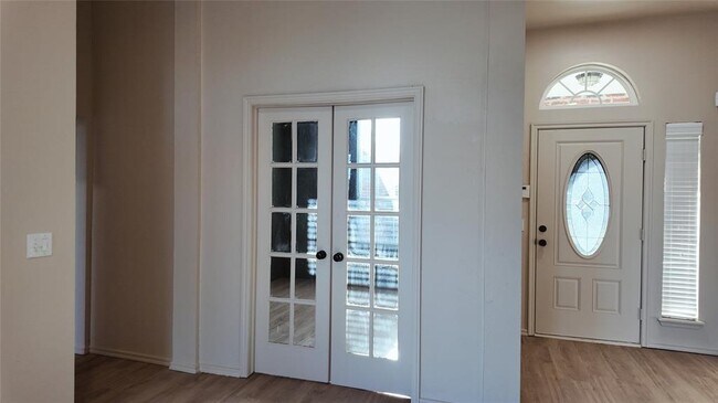 Building Photo - 3209 Grant Rd