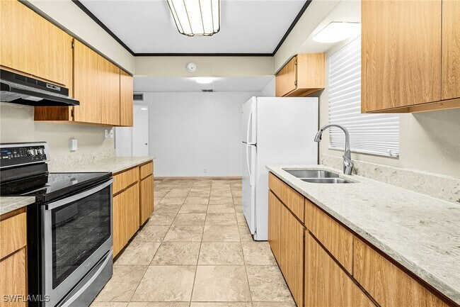 Building Photo - 1240 Pompei Ln