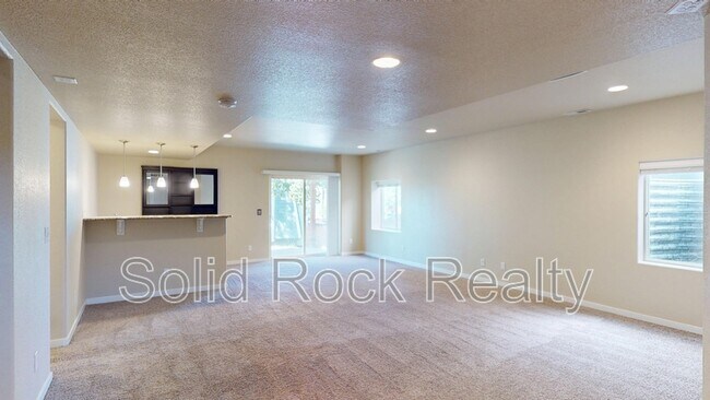 Building Photo - 1097 Antrim Loop