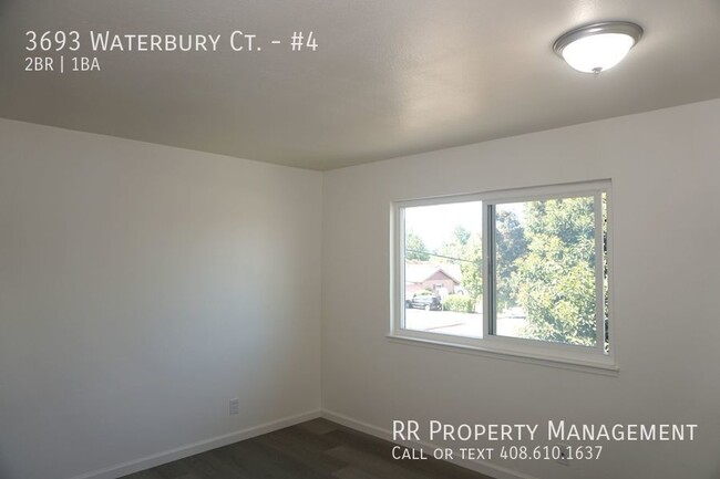 Building Photo - Updated Top Floor Unit in West San Jose!